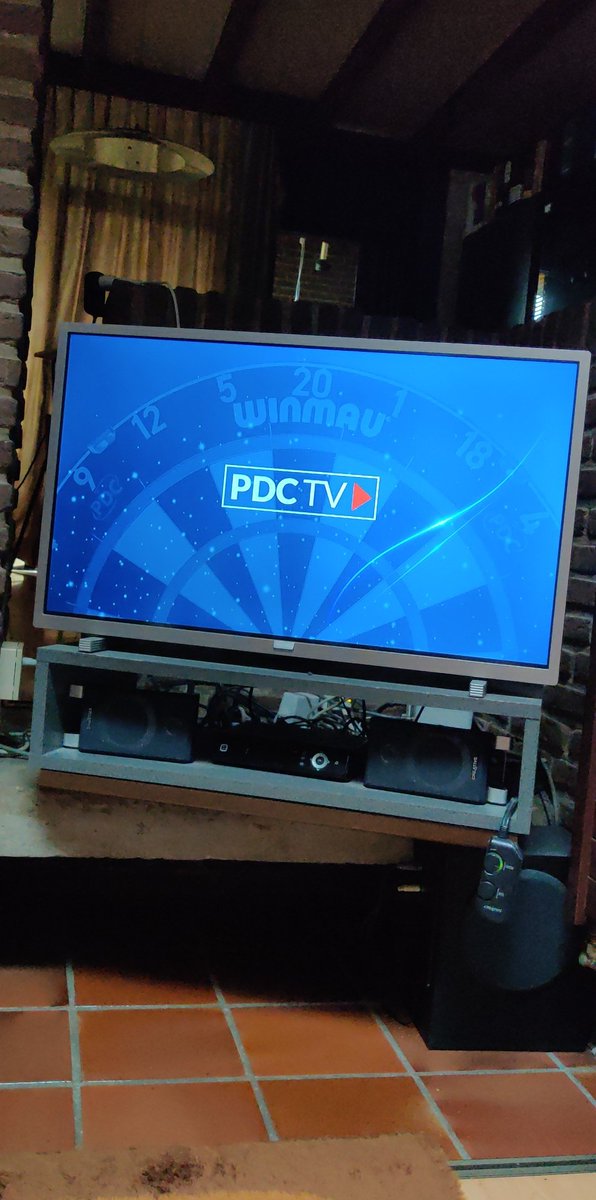 WimLieben's tweet photo. @warmwhisky @OfficialPDC @OfficialPDC someone noticed, I guess... Now, let's stream some proper darts, please! 😃 https://t.co/1R7tscAvXd