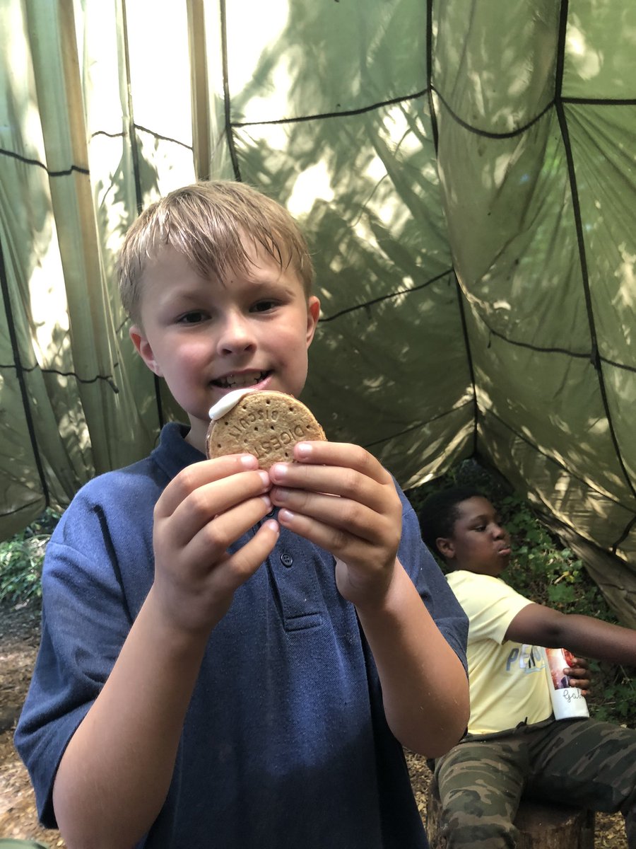 Mrs Small tweet media