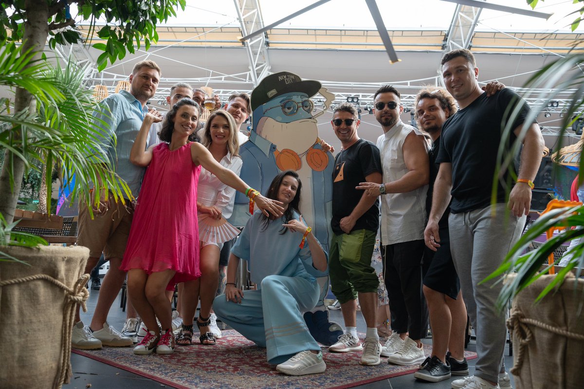 thedreamywhales's tweet photo. Whale Alert 🐳❤️‍🔥🐳 

First Edition of Wild Whales party was incredible! The vibes, the people , the team…

Dreamy Whales Universe starts with the community! 

Boop tribe united! 

#boopboop https://t.co/pY7OYPM82r