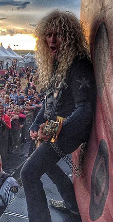 Happy Birthday to Firehouse/ Stryper bassist Perry Richardson!  