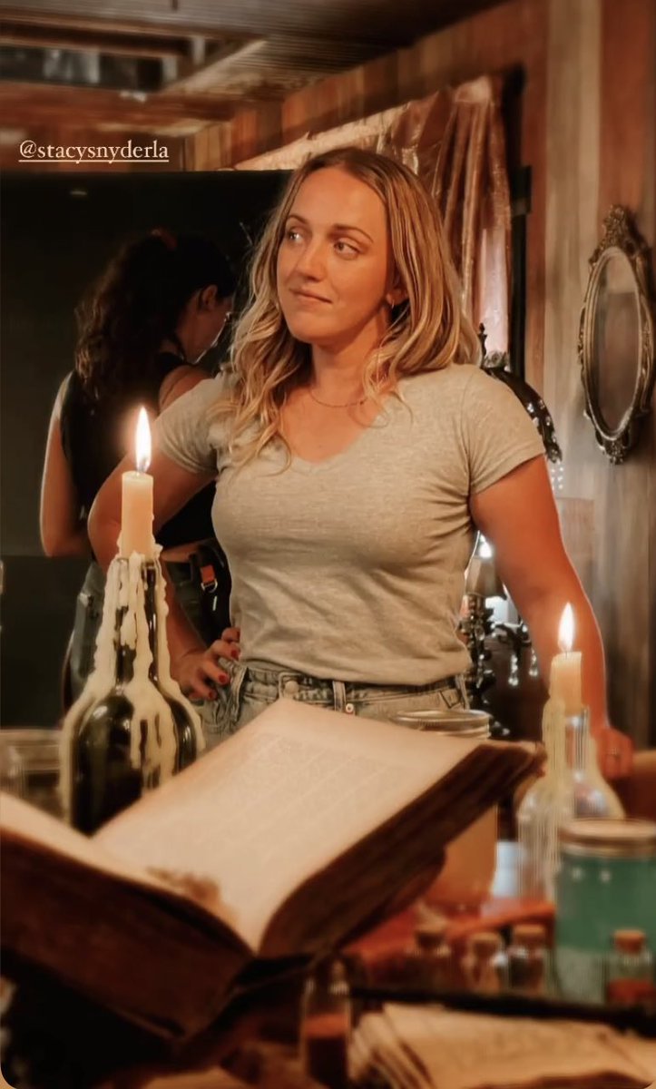 StacySnyderLA's tweet photo. When I’m on set, I’m totally present. As a producer, the film shoot has my full attention. There are very few times when I’m not multitasking and balancing multiple projects, so I love these moments. What gets you into a flow state? #womeninfilm #filmproducer #flowstate https://t.co/C6qh4xXafu