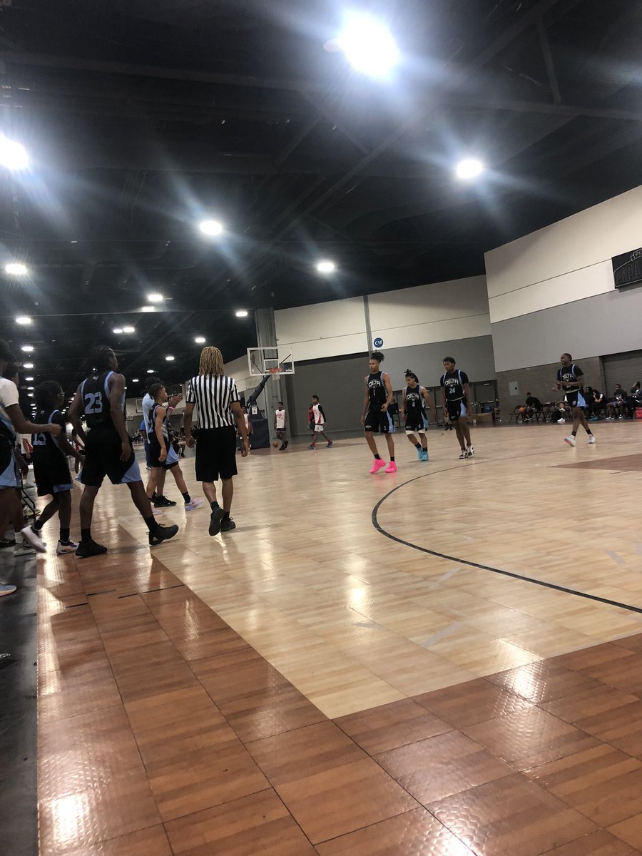 HoopSeen tweet media