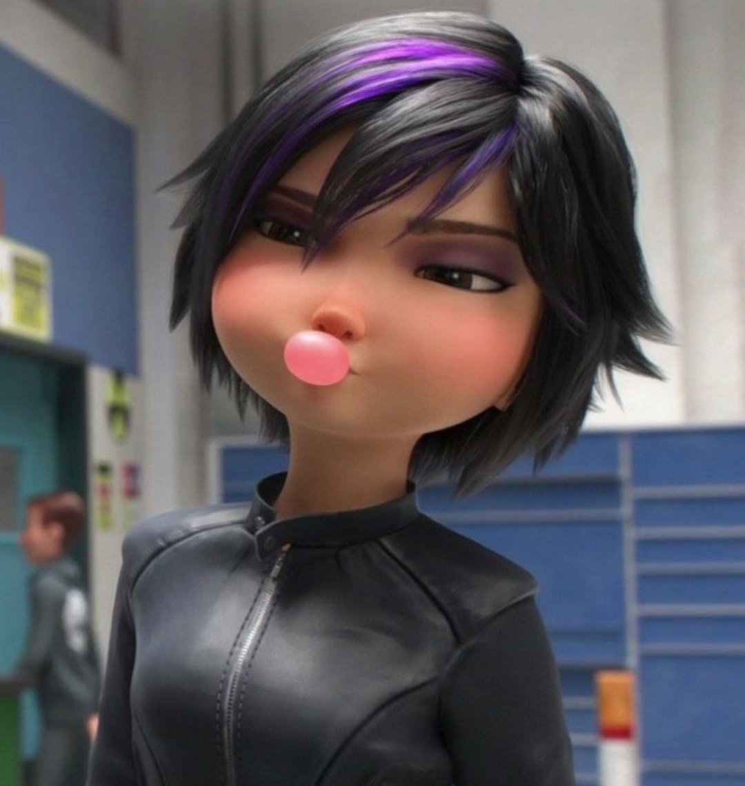 sapphicslike's tweet photo. two tickets to barbie please https://t.co/q5XLQwprIX