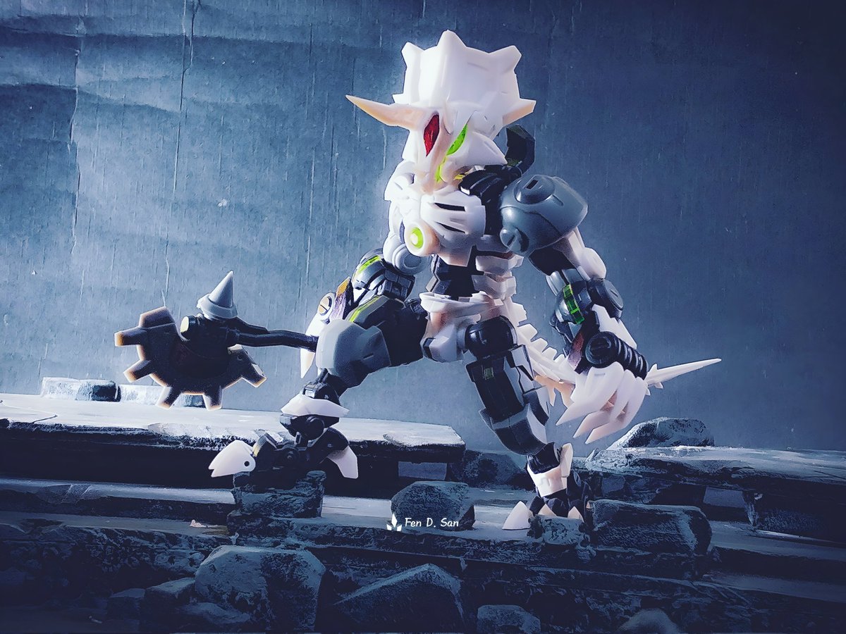 FenSan10's tweet photo. Triceratops
=====================
#ヘキサギア #number57 #プラスチックモデルキット #プラモデル #アーマードパペット #トリファクトリー #no57 #armoredpuppet #manhunter #プラモデル #Rfossil https://t.co/M8zzrqWIvI