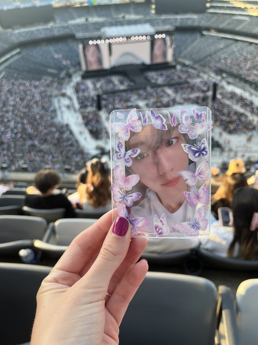 prplediamondace's tweet photo. Baekhyunnie came with me and @kaiihun to see Twice yesterday 🥰🥰 https://t.co/fh3evLJhtD