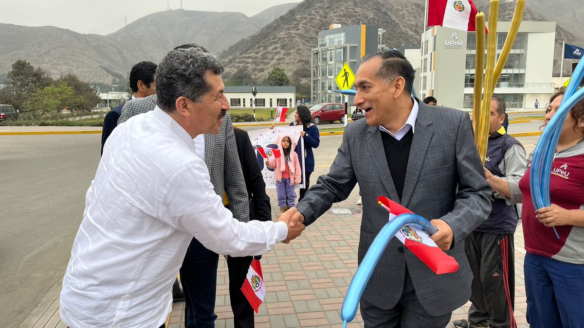 ¡Gran noticia! 😃 Hoy el VP de la Asociación General, Pr. Abner de los Santos y el VP de la DSA, Pr. Luis Mario, visitaron nuestro campus para conocer el trabajo misionero que realizan nuestra comunidad universitaria. 🙌📚✨ ¡Es un honor recibir líderes tan destacados! #Misión