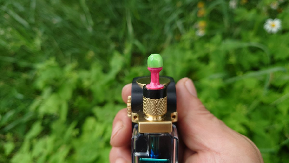 CebrjowHwScHCkj's tweet image. 皆さんおはよっチェ😆👍今日も宜しくご安全に🙇💦#GatubCrafts Rugged V2 MOD + #SuicideMods #etherrba +  #415ドリチ  #VAPE #vape好きな人と繋がりたい #VAPE好きと繋がりたい #VAPE初心者  #Gatub