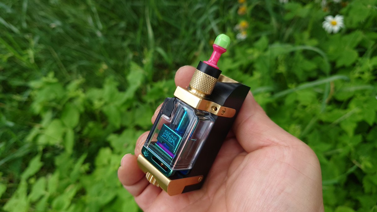 CebrjowHwScHCkj's tweet image. 皆さんおはよっチェ😆👍今日も宜しくご安全に🙇💦#GatubCrafts Rugged V2 MOD + #SuicideMods #etherrba +  #415ドリチ  #VAPE #vape好きな人と繋がりたい #VAPE好きと繋がりたい #VAPE初心者  #Gatub