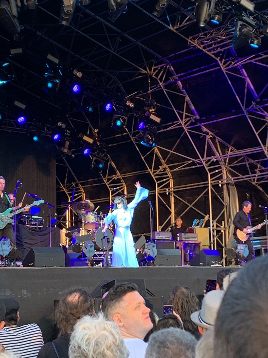1markquigley's tweet photo. @alanmuttley1066 Fantastic gig! https://t.co/CS3LUVaoZa