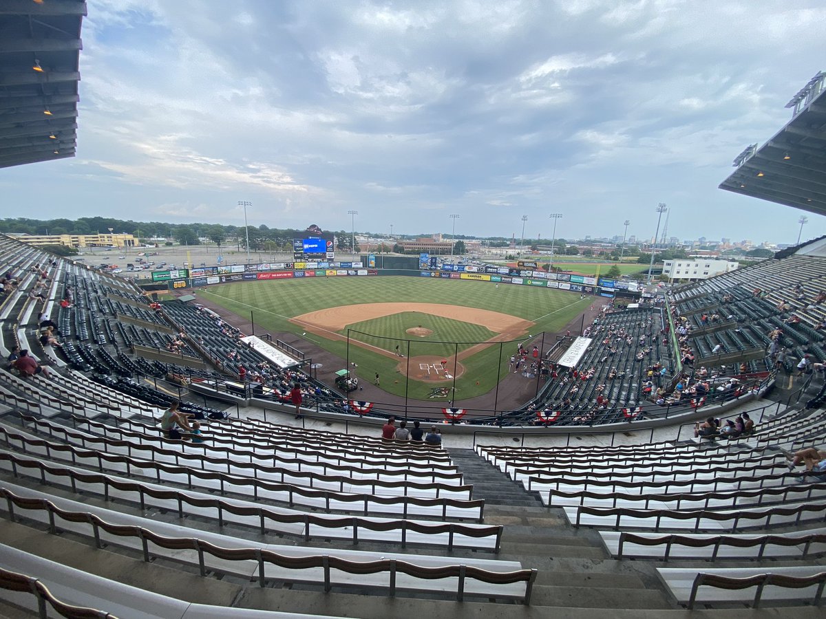 Back at The Diamond tonight for the first of three nights this weekend. Excited to see Mason Black a week after being named the Eastern League Pitcher of the Week and the Pitcher of the Month in June. #HaveFunn #GoNuts 

@BowieBaysox v. @GoSquirrels.