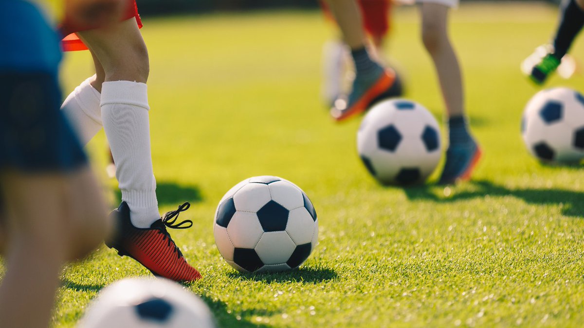 ParkBoard's tweet photo. Today we’re kicking off the third and final round of public engagement on our city-wide Sport Field Strategy.

From July 7-23, we're asking for feedback on our proposed ‘big moves’, changes which will make a difference to Vancouver's sport fields.

Visit: https://t.co/P1UcQwK8jI https://t.co/HI7g19uEMO