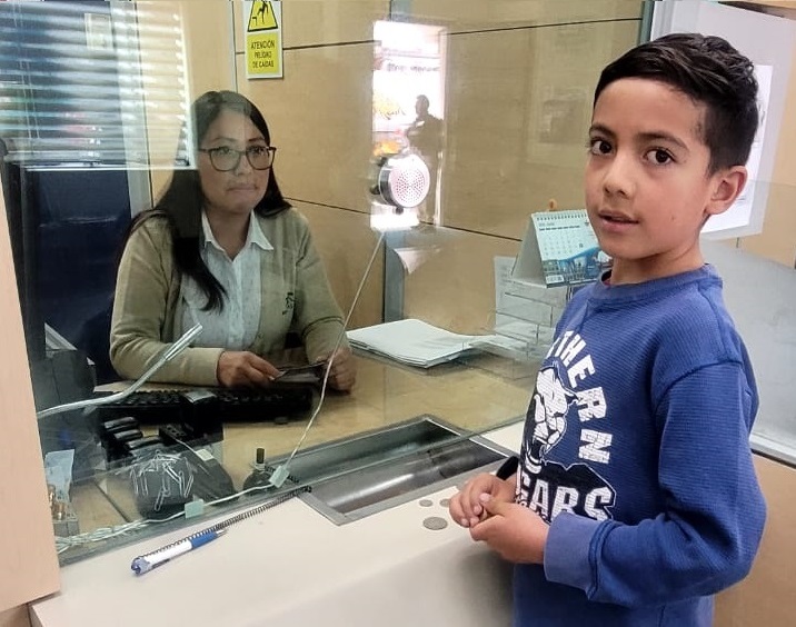 CoacRiobamba's tweet photo. Seguimos impulsando la cultura del ahorro en nuestros niños.
El día de hoy se realizó la apertura de cuentas infantiles y charlas informativas sobre la importancia del Ahorro a los niños del curso vacacional "Mamá Chay" 🎨🧩 https://t.co/HF34AQW16C