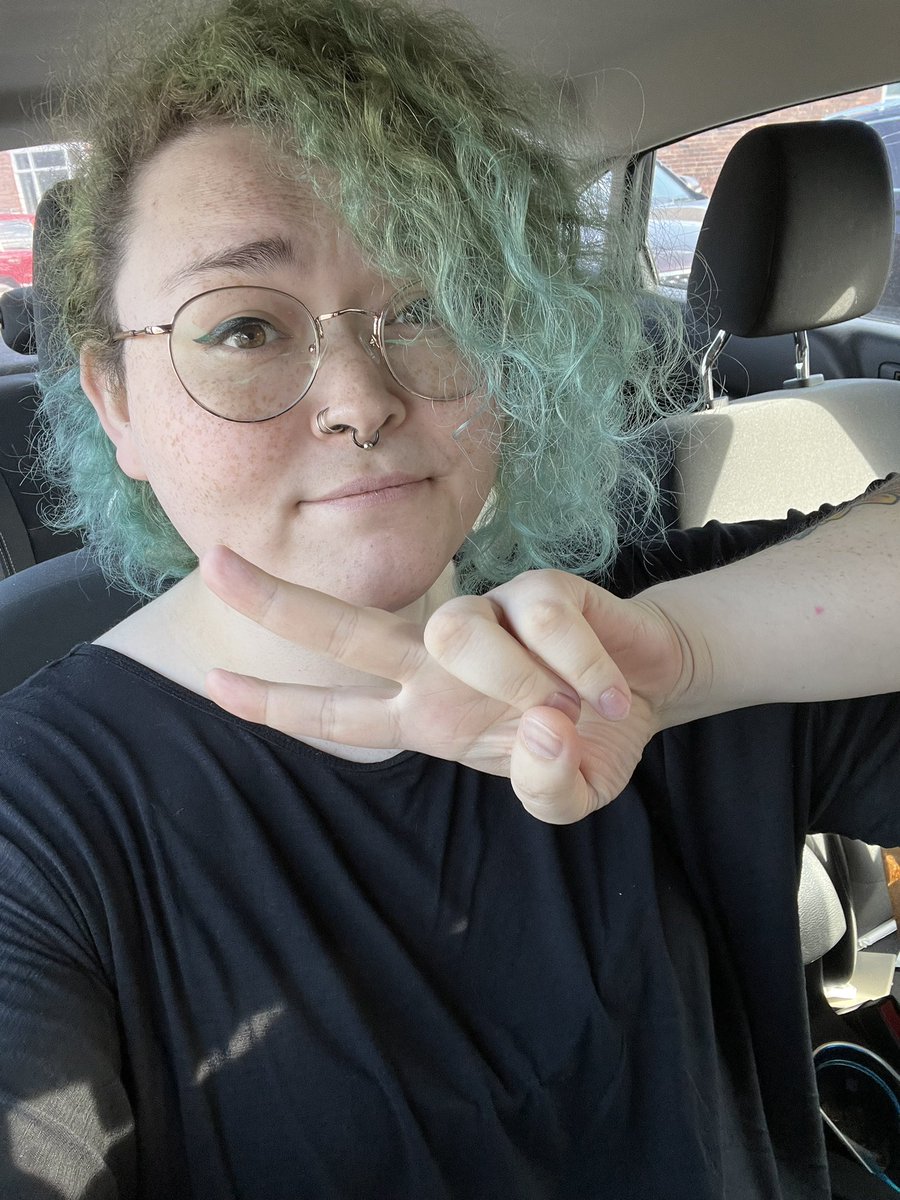 willow 🌳🐈‍⬛🖤✨ tweet media