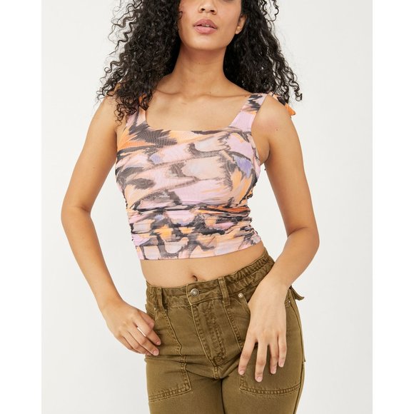 lushvicious's tweet photo. So good I had to share! Check out all the items I'm loving on @Poshmarkapp from @kirk_jeanette #poshmark #fashion #style #shopmycloset #dragonfit #adidas #freepeople: https://t.co/Wnu3UmpzDy https://t.co/W3LeRCRoIC