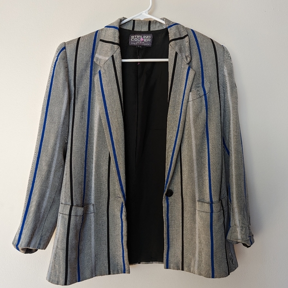 SandraGillett10's tweet photo. So good I had to share! Check out all the items I'm loving on @Poshmarkapp #poshmark #fashion #style #shopmycloset #stirlingcooper #universalthread #maxmia: https://t.co/wRGfnTJ3zJ https://t.co/7oZOiNZ8bJ