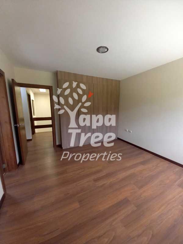 YapaTreeRE's tweet photo. 4 New Houses For Sale In Tres Marias Sector

Sector: Sector 3 Marias, Yanuncay, Cuenca

This House for Sale Features:

 3 Bedrooms
 2.5 Bathrooms
 Living room
 Dining room
 Laundry room
 2 Parking spaces

 109K

More images &amp; info on ou https://t.co/UAxCR2W64E https://t.co/KbjJ9iraYc