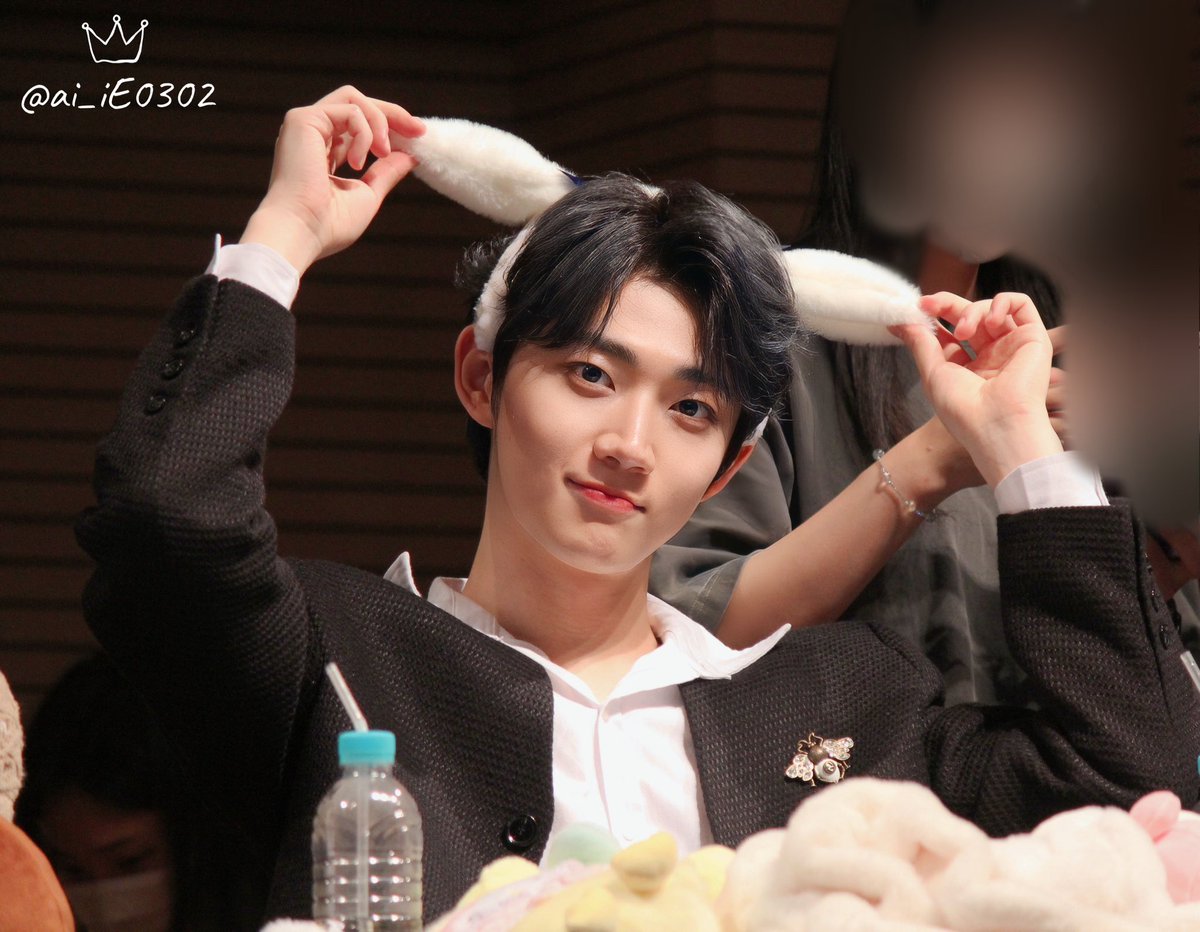 ai_iE0302's tweet image. 230609

🫳🏻🐰🤏🏻

#형섭　#Hyeongseop
#템페스트 #TEMPEST