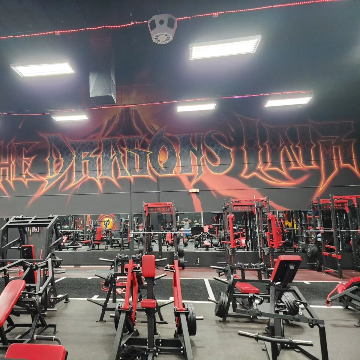 Come on in, We got new - Dragon's Lair Gym - Las Vegas