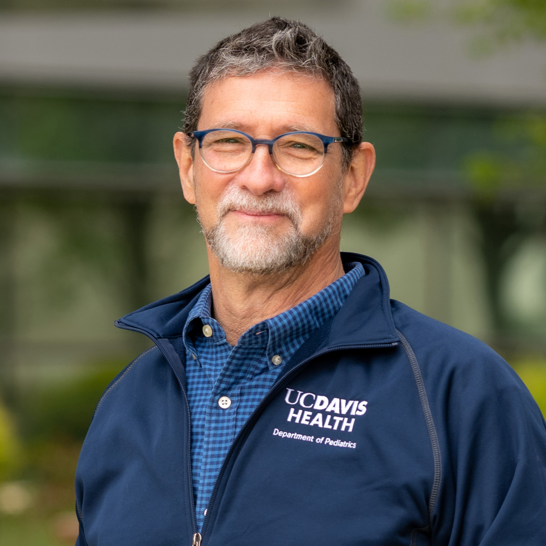UC Davis Comprehensive Cancer Cent (@ucd_cancer) on Twitter photo LISTEN: Dr Marcio Malogolowkin, Chief of Div of Peds Hemonc <a href="/UCD_Cancer/">UC Davis Comprehensive Cancer Cent</a> discusses fertility preservation options for cancer patients on the latest episode of the Beat Cancer podcast: ucdavis.health/44dfupb #podcast #fertility <a href="/UCDavisHealth/">UC Davis Health</a> LISTEN: Dr Marcio Malogolowkin, Chief of Div of Peds Hemonc <a href="/UCD_Cancer/">UC Davis Comprehensive Cancer Cent</a> discusses fertility preservation options for cancer patients on the latest episode of the Beat Cancer podcast: ucdavis.health/44dfupb #podcast #fertility <a href="/UCDavisHealth/">UC Davis Health</a>