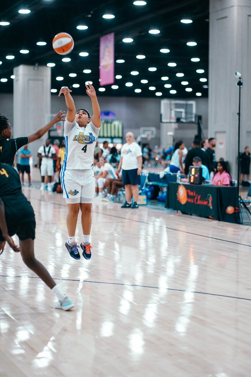 Legends U Basketball tweet media