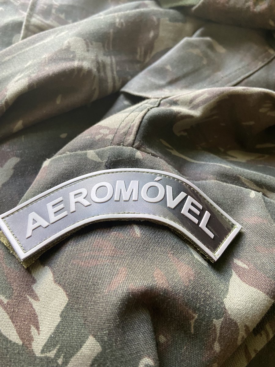 TTdoCausin's tweet photo. AEROMÓVEL!!! https://t.co/ge0uA2VQLd