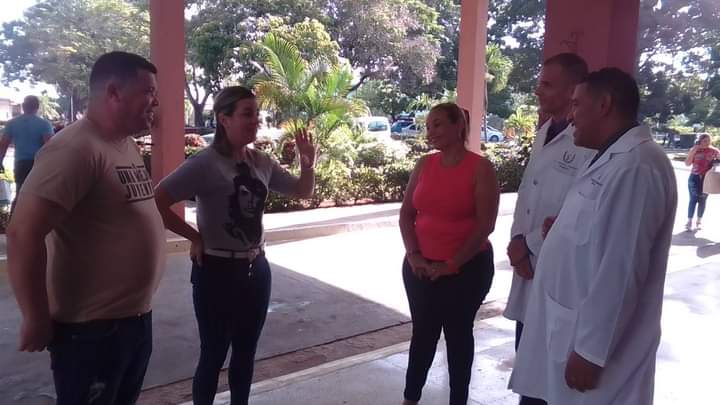 UJCUCMG's tweet photo. Recibimos a Aylín Álvarez García, Primera Secretaria de la Unión de Jóvenes Comunistas en la Universidad de Ciencias Médicas de Granma
Intercambiará con representantes juveniles y los miembros de la guerrilla 13 de marzo.
#multiplicandoamor https://t.co/IxYyTtQv8C