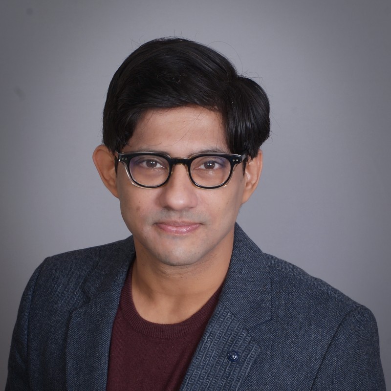 'Unlocking Personal Devices for AI,' open for all! On 7/25, Sushant Tripathy, Research Scientist @Google will share resources! Details and REGISTRATION: lnkd.in/e6vJS3Pw #AI #GenAI #GenerativeAI #MachineLearning #Research #AIforgood #compsci
