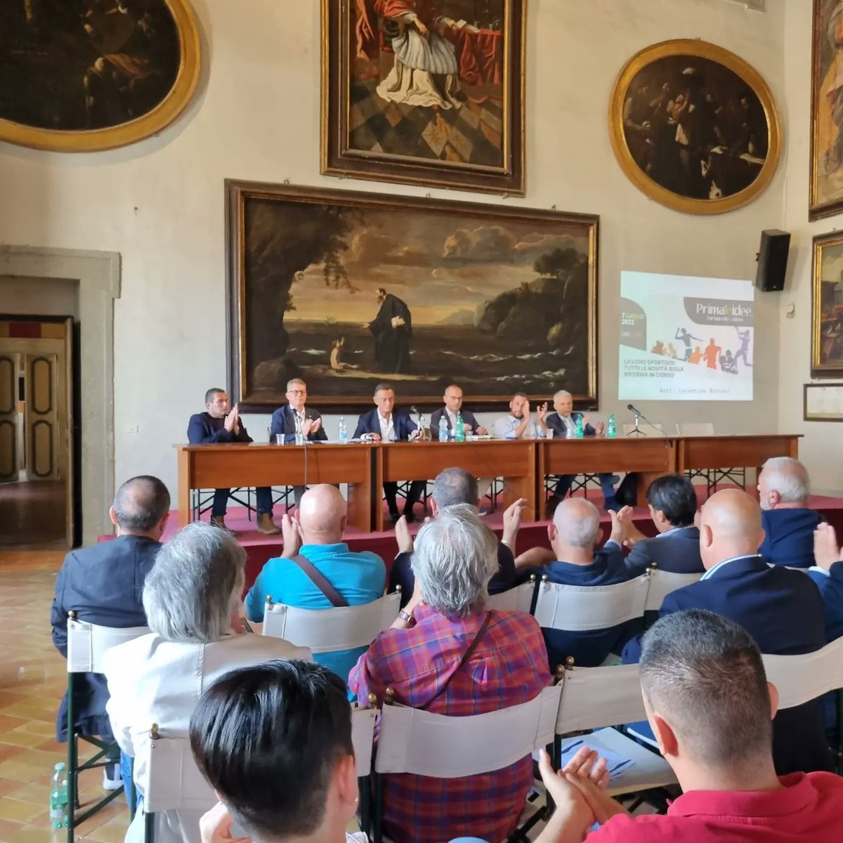 Silvestroninews's tweet photo. LAVORO SPORTIVO: ne abbiamo parlato questo pomerigio ad Ariccia con l'On. Volpi, l'On. Perissa, il Coordinatore Dipartimento Professioni FdI Cuccioletta, in un incontro pensato per avvicinare la politica al cittadino e informare in modo chiaro l'attività svolta in Parlamento. https://t.co/IOT3xxETvv