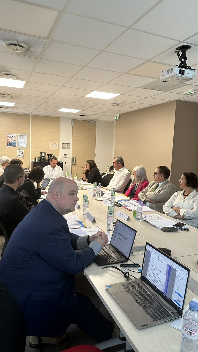 Journée d’instances à la <a href="/ML_PTE/">Mission Locale Paris Terres D'Envol</a> ! Tous ensemble, réunis, au service des jeunes de notre territoire <a href="/terresdenvol/">@terresdenvol</a>
#innovation #disruption #insertion #FranceTravail