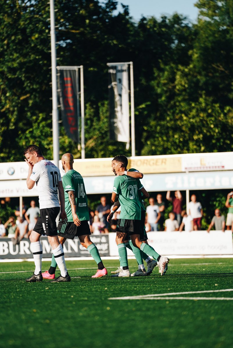PECZwolle's tweet photo. RUST | VV Berkum - PEC Zwolle: 0-2.
24' ⚽️ Oukhattou 0-1
28' ⚽️ Oukhattou 0-2
#berpec #peczwolle #desespereertnimmer https://t.co/fxefBEsH29