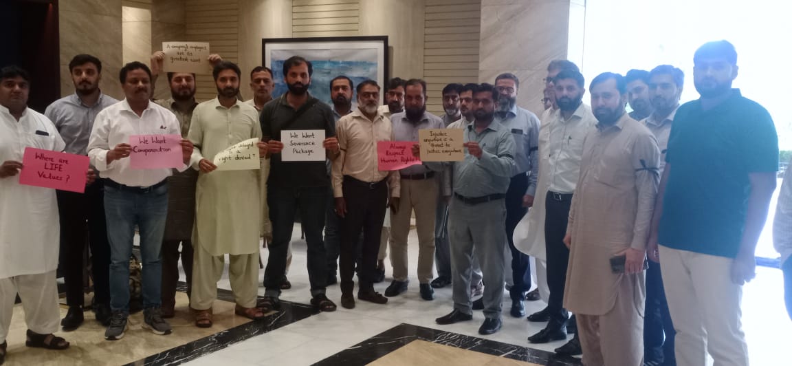 Drsundas9's tweet photo. @geonews_urdu #JusticeForBayerPak
We all divested employees and our families are waiting for severance package.
Forceful resignation is not acceptable.
@BayerPharma @Bayer @Greentvpakistan @HamidMirPAK @SdqJaan @samiabrahim @Dawn_News @humnewspakistan https://t.co/VEqwqGHVyG