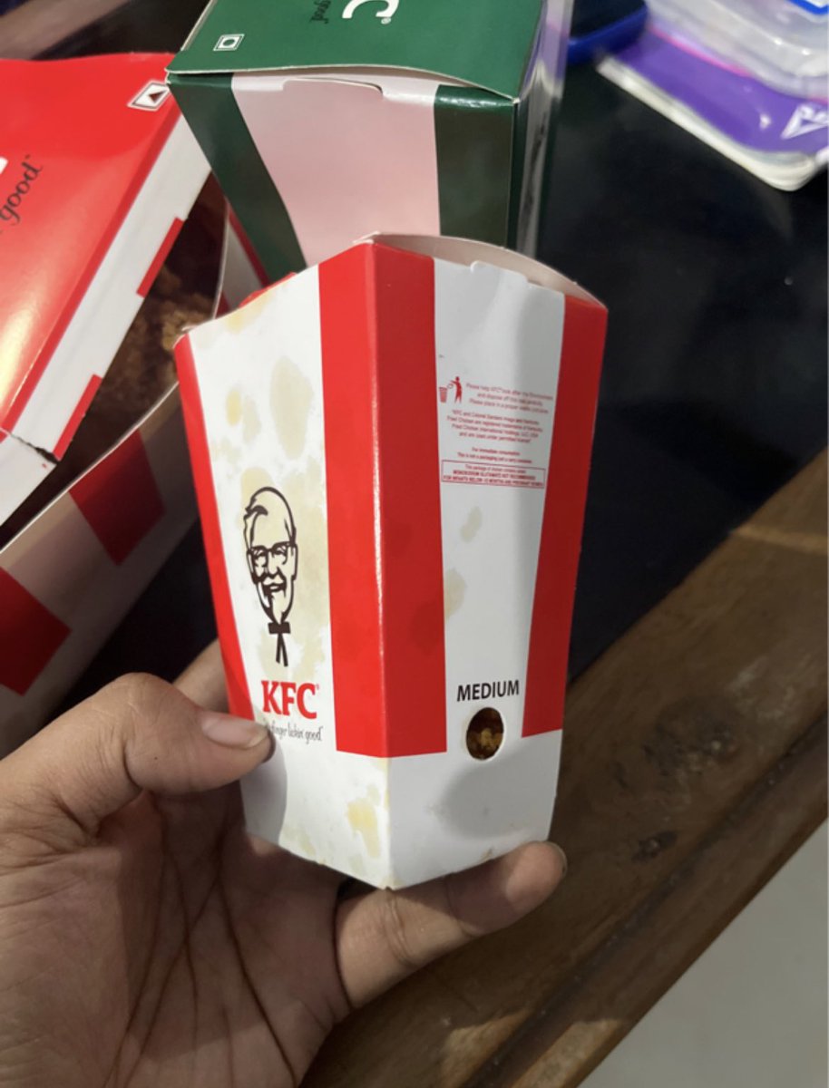 Facts4Funs's tweet photo. My recent order from @KFC_India Agartala ws incredibly disappointing. Missing mayo dips and Pepsi,mixed-up sizes for popcorn and fries,n receiving the wrng chickn roll left me with a negative imprssion.The mistks n disregard for customer satisfction mke me question their cmmitmnt https://t.co/fzw7EskqNi
