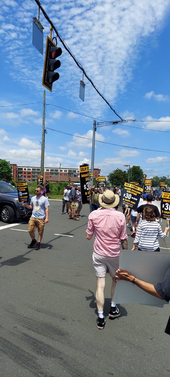 CCSBWU's tweet photo. Amazing turnout in support of Amazon Workers! @Teamsters
Hey Bezos pay your workers!!! https://t.co/0AQiqKTuqV