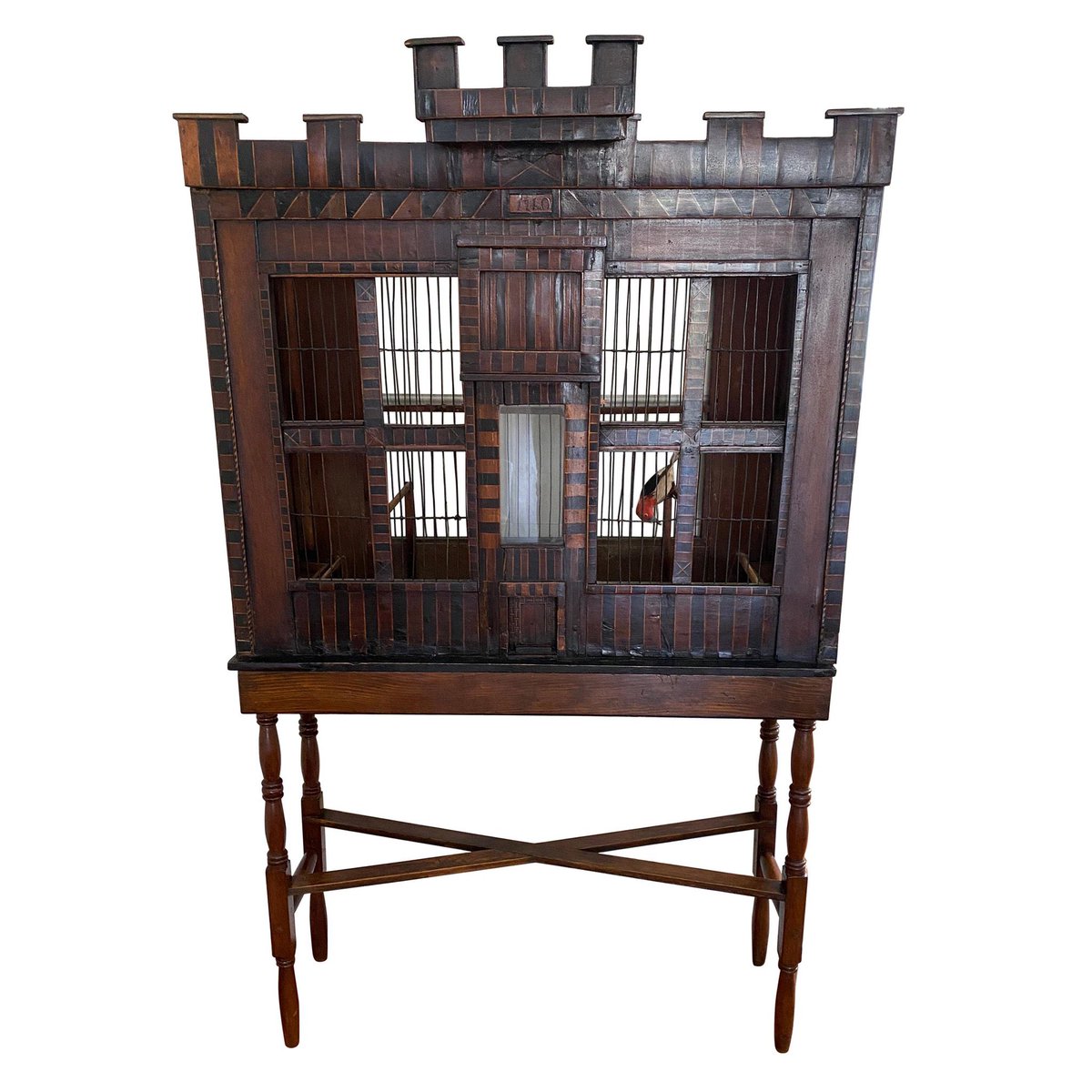 ThanatosArchive's tweet photo. Those Victorians really knew how to build a birdcage!

#antiques
 #bird https://t.co/GXdrJRL0OL