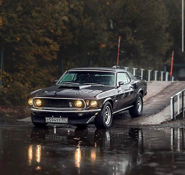 Auto_Porn's tweet photo. old school cool https://t.co/6kRuDEksts