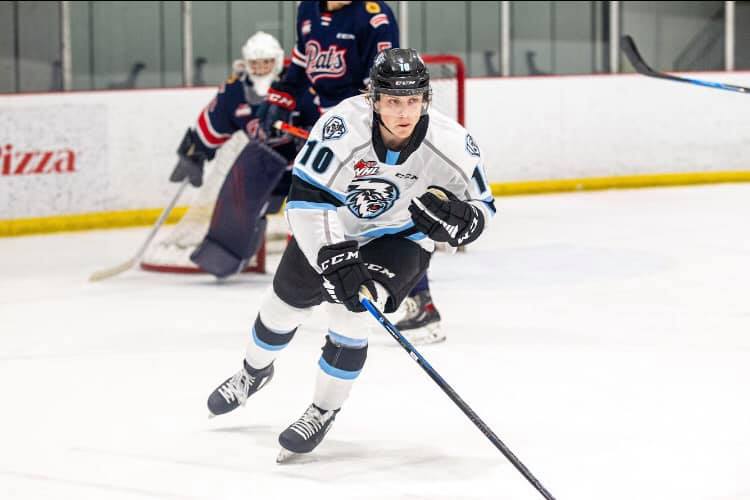 He's not just sharp on the ice...on top of getting an invite to Jets development camp, incoming Wild forward Evan Friesen recently helped Canada win gold in the U20 Ball Hockey World Championships in Czechia! 🥇 

#RestoreTheRoarWHLstyle