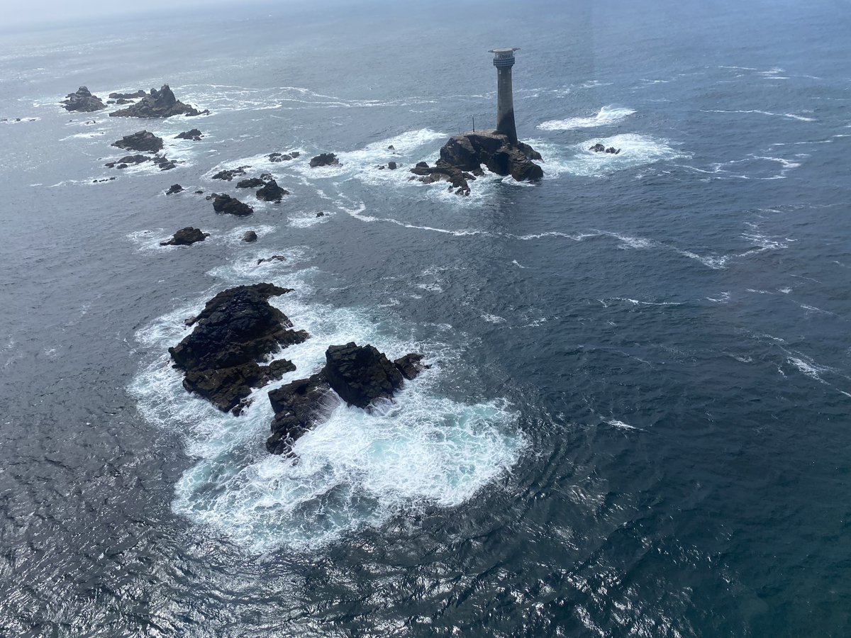 RWD1001's tweet photo. @trinityhouse_uk #IALA inspections continue with Longships and Wolf Rock while others tackle Bishop Rock and a number of other stations. https://t.co/LGce9fZ6Dm