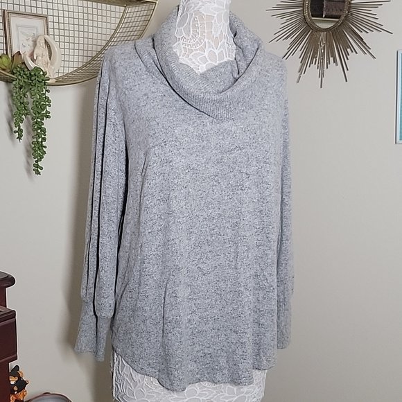 So good I had to share! Check out all the items I'm loving on <a href="/Poshmarkapp/">Poshmark</a> #poshmark #fashion #style #shopmycloset #lovecolette #petergrimm #alyx: posh.mk/zA9OBDblfBb