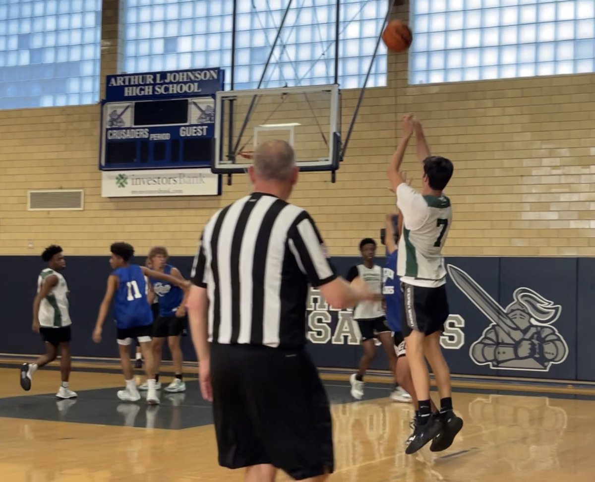 gmchoops's tweet image. Photos from the action in South Plainfield’s 50-36 victory over Metuchen at the Tri-County Summer League at A.L. Johnson Regional HS in Clark on Thursday night.  #njhoops #gmchoops #sphoops #metuchenhoops #tricounty #summerleague @SP___Basketball