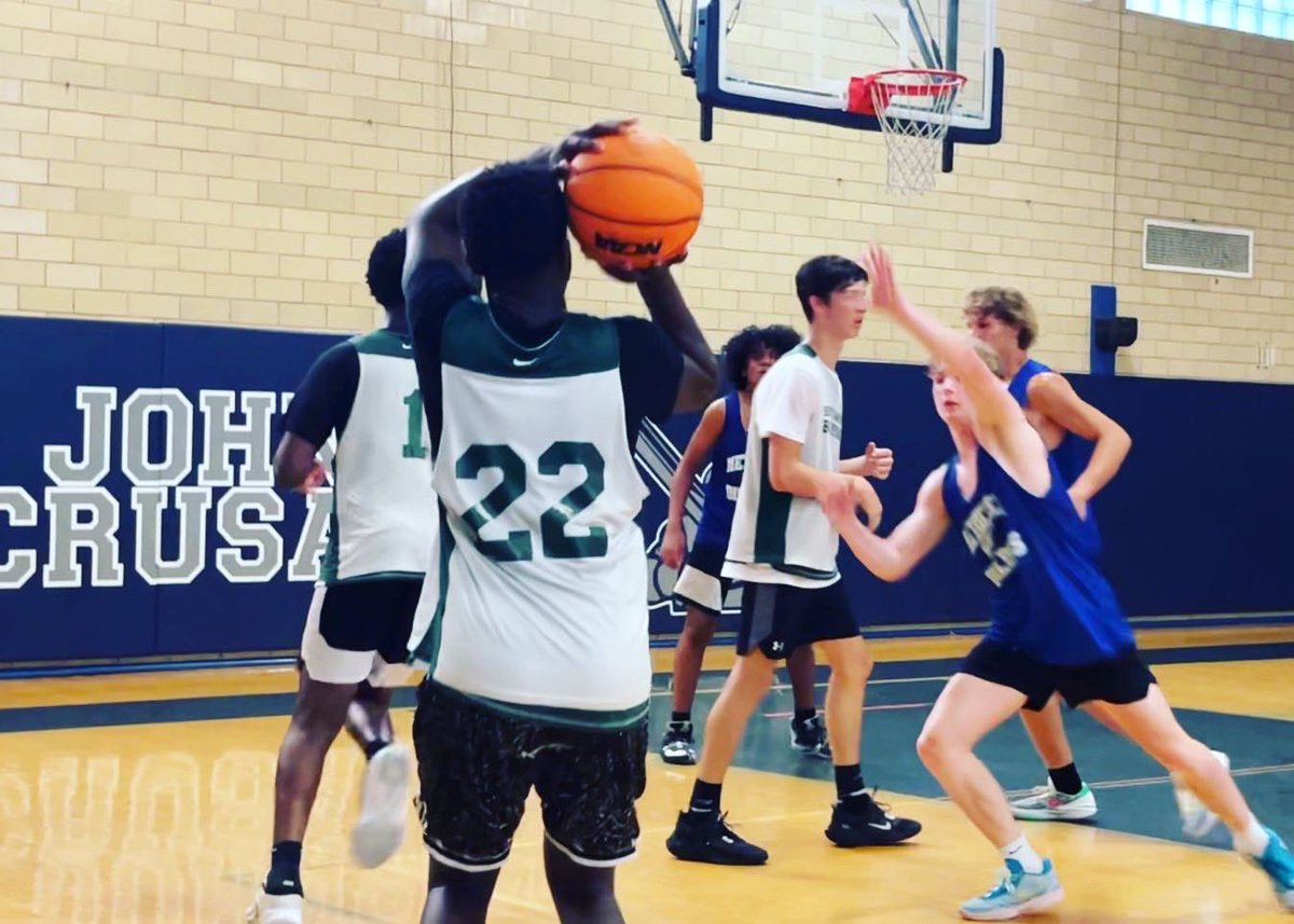 gmchoops's tweet image. Photos from the action in South Plainfield’s 50-36 victory over Metuchen at the Tri-County Summer League at A.L. Johnson Regional HS in Clark on Thursday night.  #njhoops #gmchoops #sphoops #metuchenhoops #tricounty #summerleague @SP___Basketball