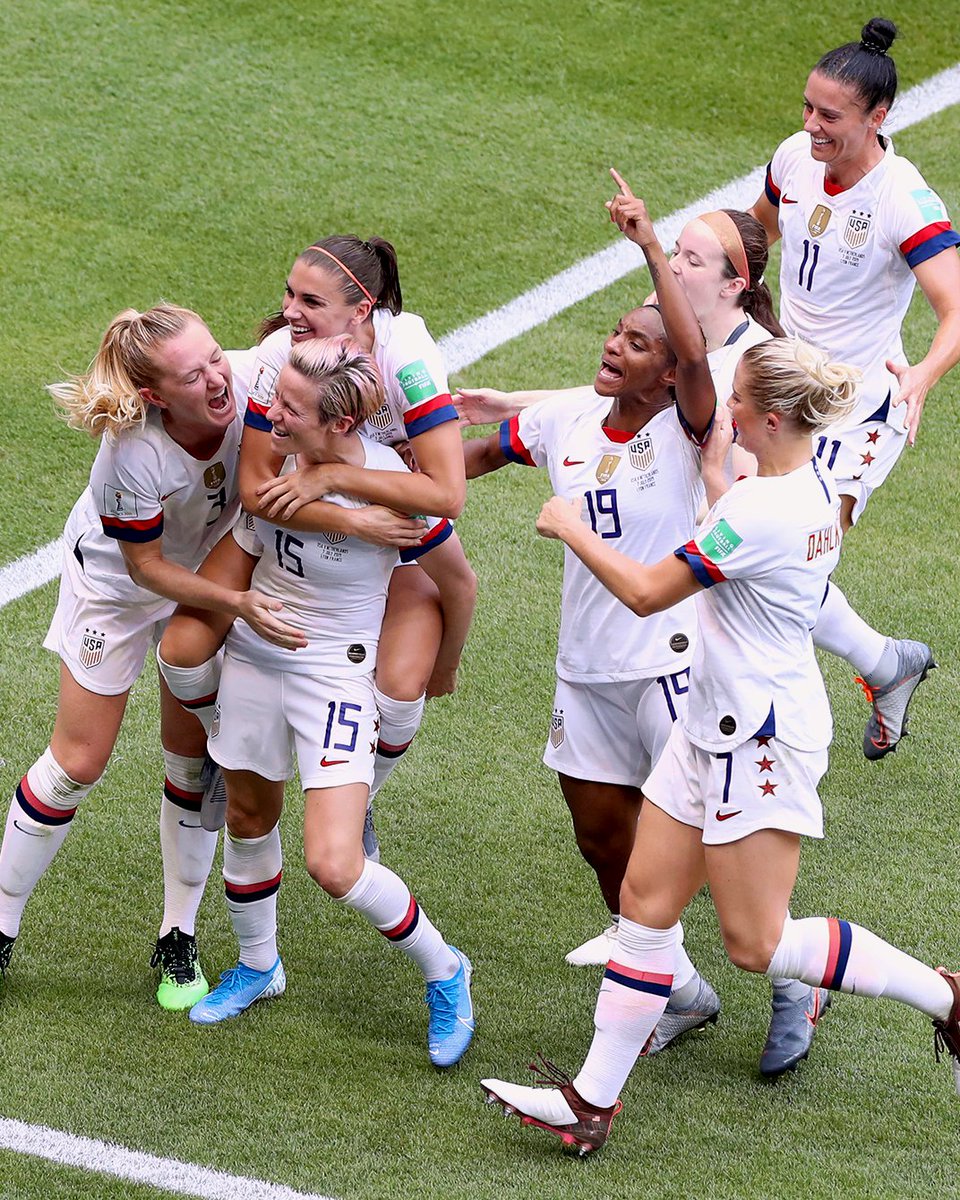brfootball's tweet photo. Four years ago today, the USWNT won their fourth World Cup 🏆🏆🏆🏆

The back-to-back champs begin their quest for No. 5 in 14 days ⏳ https://t.co/ENUpsoK500