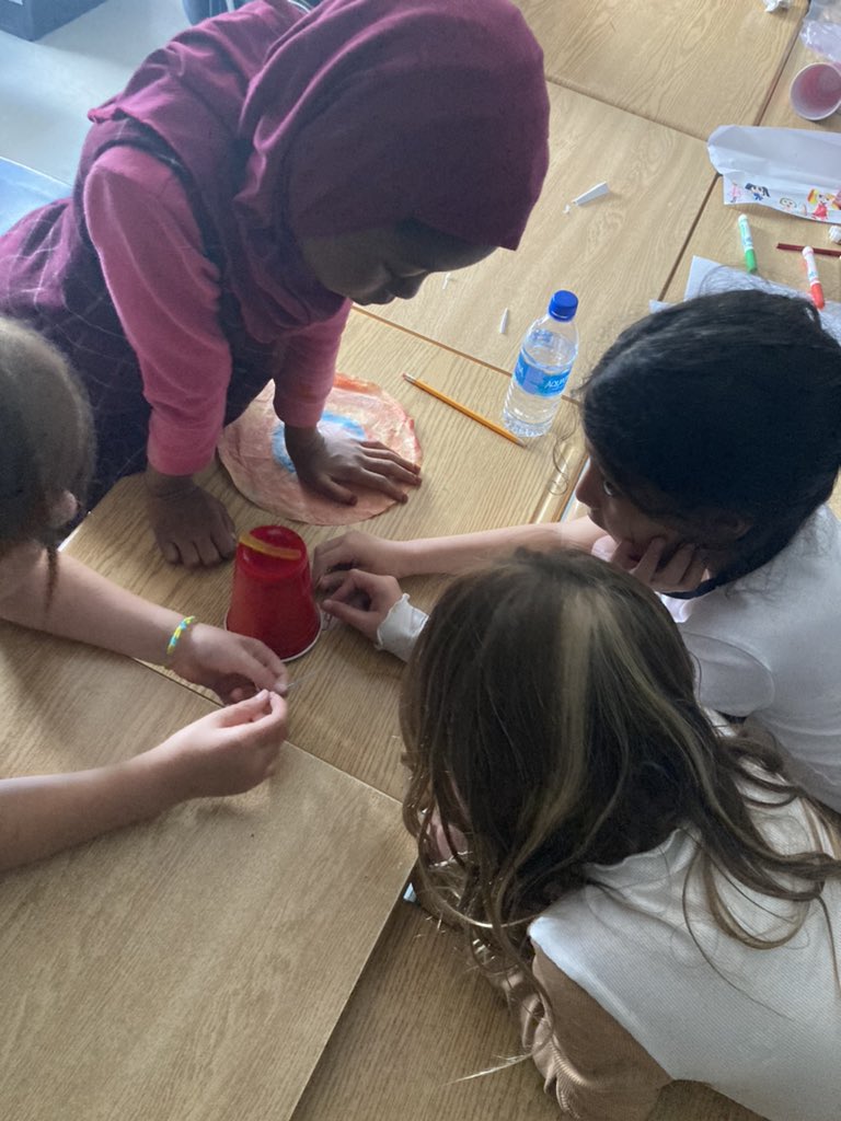 MissDDuggan's tweet image. Parent engagement day at Brock was a success! Families baked, saved Sam, and played some cooperative games! #Camp is AWESOME! @gecdsbpro @ClaraHowitt @MlleParaschak #GECDSBSLP2023