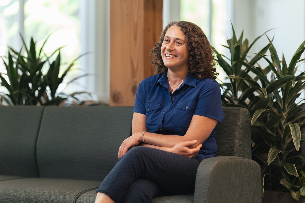 UBC SPPGA (@ubcsppga) on Twitter photo “I look forward to facilitating connections between students, faculty, organizations, and ideas to create new pathways for engaged learning.” We are pleased to announce <a href="/sshneiderman/">Sara Shneiderman</a> has been appointed MPPGA Graduate Program Director. Read more: sppga.ubc.ca/news/dr-sara-s… #UBC “I look forward to facilitating connections between students, faculty, organizations, and ideas to create new pathways for engaged learning.” We are pleased to announce <a href="/sshneiderman/">Sara Shneiderman</a> has been appointed MPPGA Graduate Program Director. Read more: sppga.ubc.ca/news/dr-sara-s… #UBC