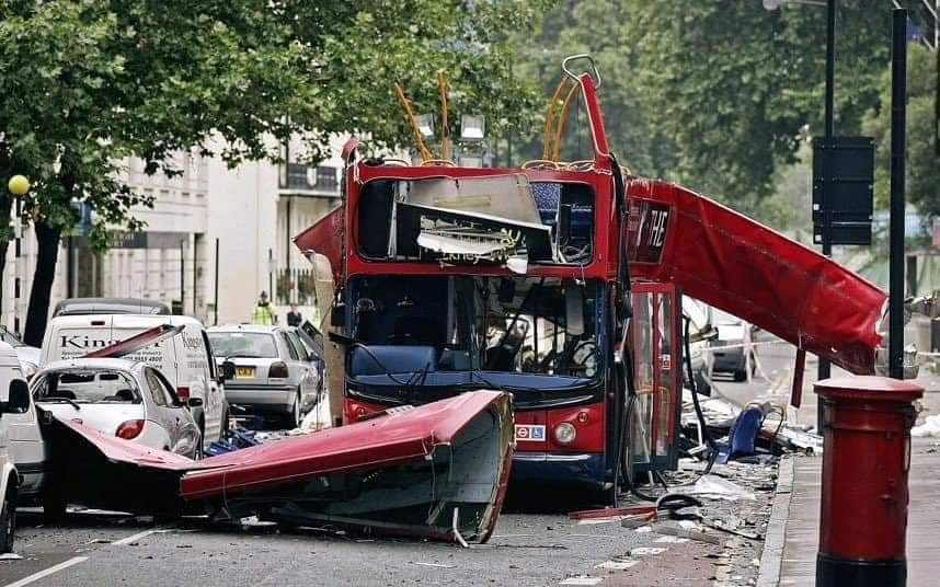 After transporting a patient to London today I was able to briefly Pay my respects at the 7/7 memorial in Tavistock square near the site of the tavistock bus bombing 18 yrs ago. 

52 innocent people lost their lives in the 7/7 bombings in London. RIP 🇬🇧 #LondonBombings