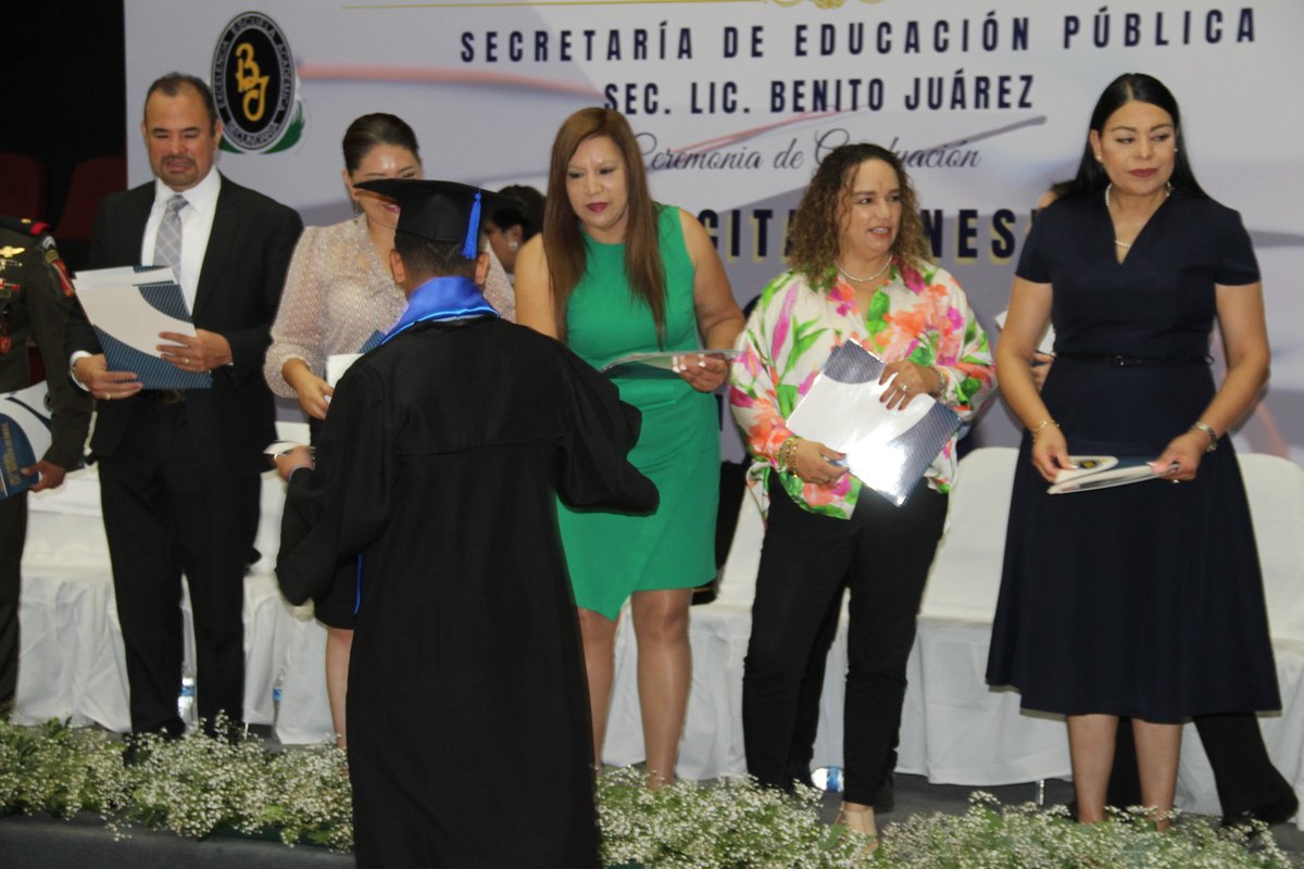 Dirección Municipal de Educación tweet media