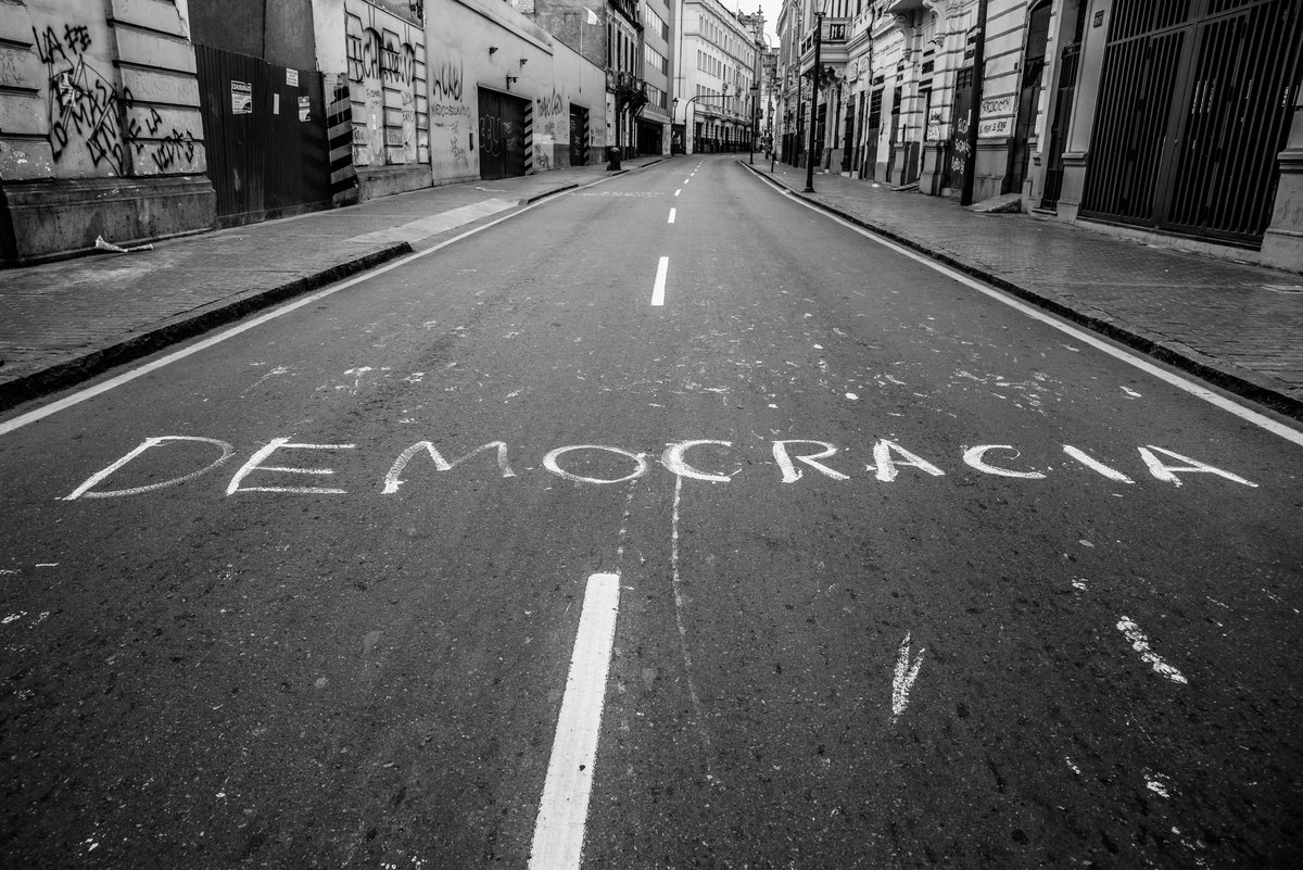 La democracia requiere paz, justicia e instituciones sólidas. Expresamos nuestra preocupación ante cualquier incitación a la violencia que busque socavar la institucionalidad democrática. Reiteramos nuestro apoyo al <a href="/JNE_Peru/">JNE Perú</a> y rechazamos cualquier amenaza contra sus autoridades.