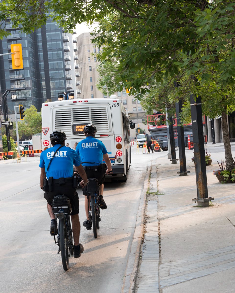 wpgpolice's tweet photo. Manitoba motorists – help make this a safe summer season for all road users.

Give cyclists the space they need to ride safely. Pass at a safe distance (one metre is the minimum distance recommended).

We all have a role to play in road safety.

#WPSTraffic #JustSlowDown https://t.co/7soU8UlW53