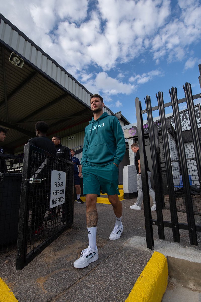 Daniel Bachmann tweet media