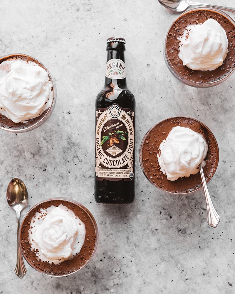 Rumor has it that it's World Chocolate Day today! Celebrate with Samuel Smith's Organic Chocolate Stout. Full body, roasted barley flavor and fruity notes from the Samuel Smith yeast strain support a lush chocolate aroma, taste & finish.

More info here: merchantduvin.com/the-beers/samu…