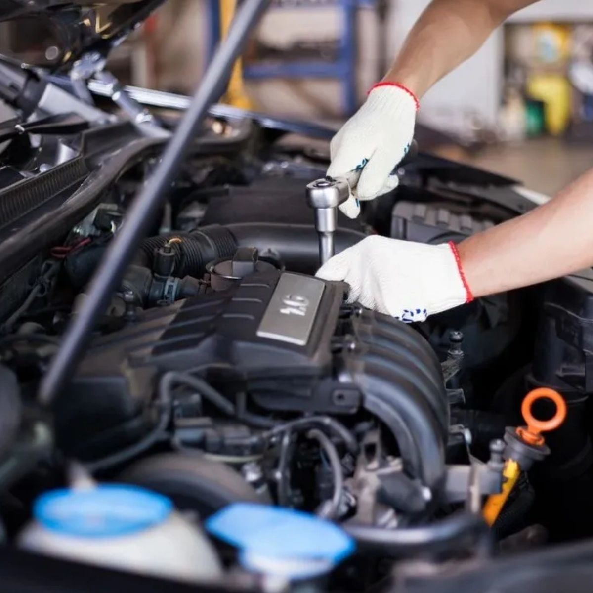 TownCenterAuto's tweet photo. Is your car making strange noises? 🤔 Let our team take care of it! From oil changes to engine work, our experts can handle minor and major repairs to get your vehicle back on the road in no time. #TownCenterAutomotive #ASECertified #AutoRepair #CarRepair #SpringTX https://t.co/7KtFNpEovj